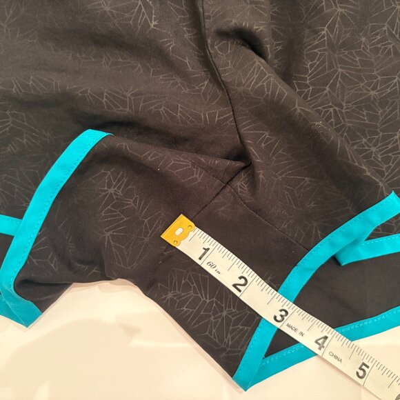 New Balance Shorts, Size S, Women's, Black and Teal, Geometric pattern - Picture 8 of 8
